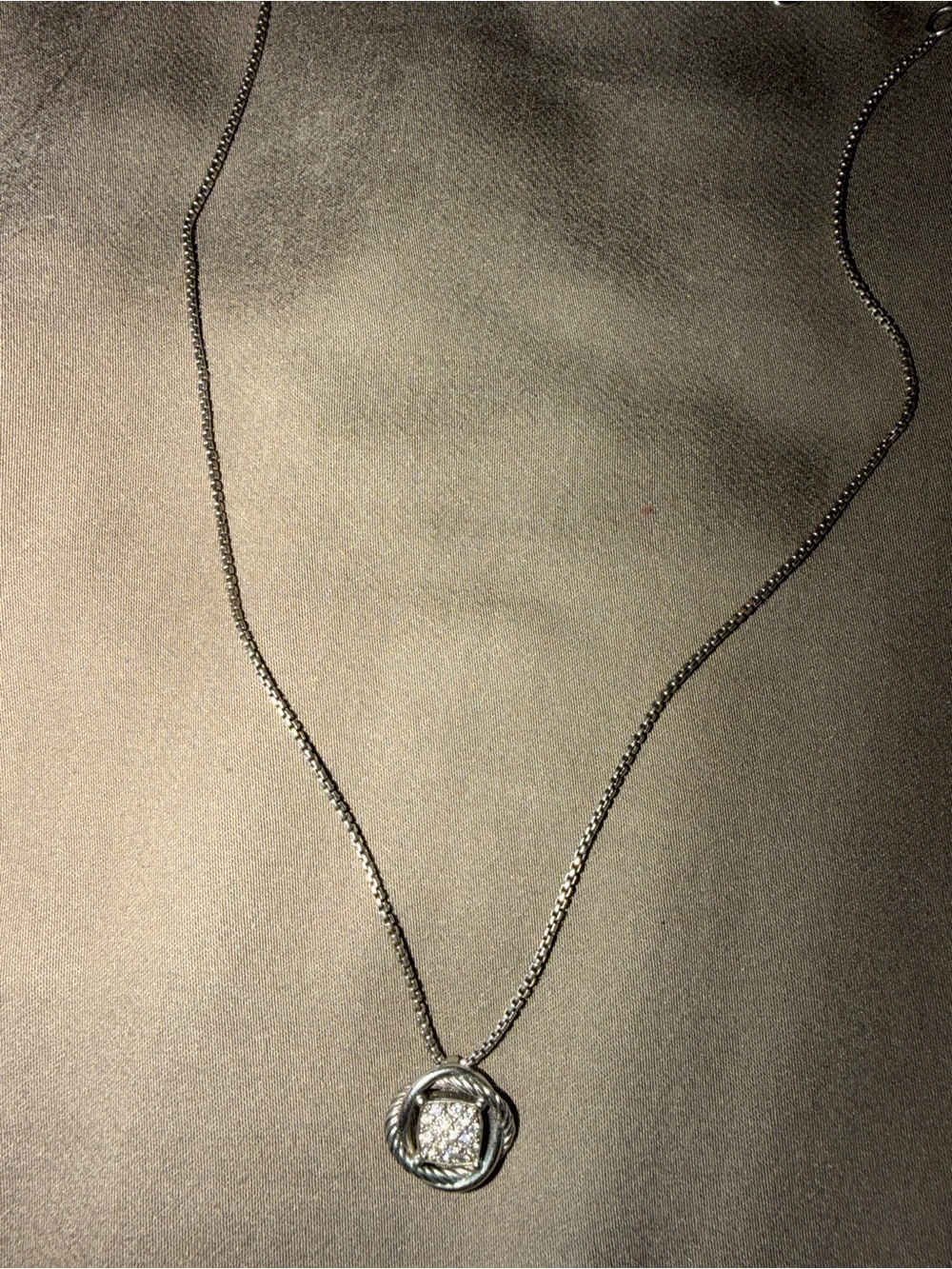 David Yurman Silver Cable Knot Pendant Necklace with Center Stone